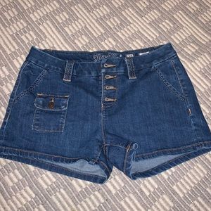 Miss Me Blue Jean Shorts sz 27